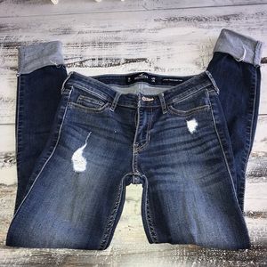 Hollister Low Rise Super Skinny Crop